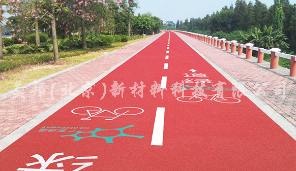 彩色路面長期在日曬雨淋的環(huán)境下會(huì)褪色嗎?